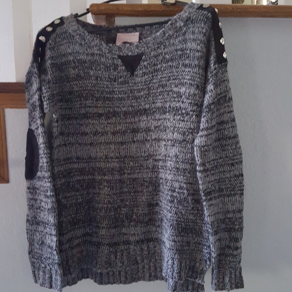 Romeo and Juliet Sweater